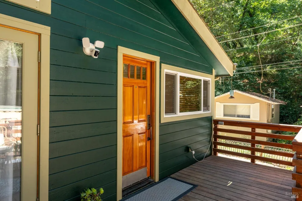 9195 Rio Dell Court Forestville, CA 95436