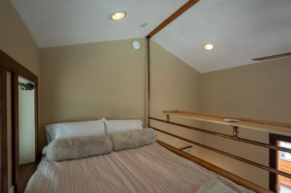 9195 Rio Dell Court Forestville, CA 95436
