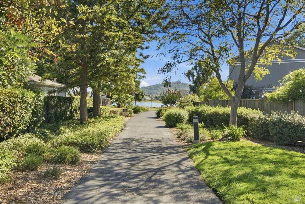 108 Nantucket Cove San Rafael, CA 94901