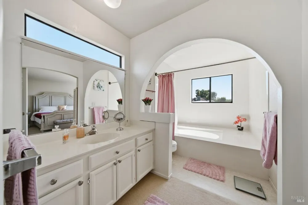 108 Nantucket Cove San Rafael, CA 94901