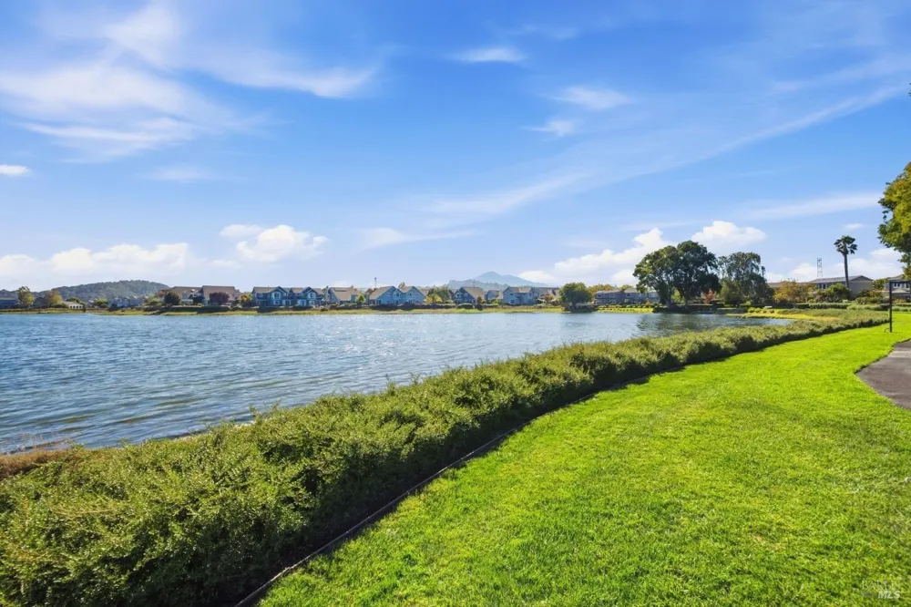 108 Nantucket Cove San Rafael, CA 94901
