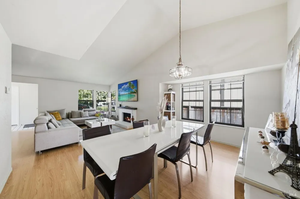 108 Nantucket Cove San Rafael, CA 94901
