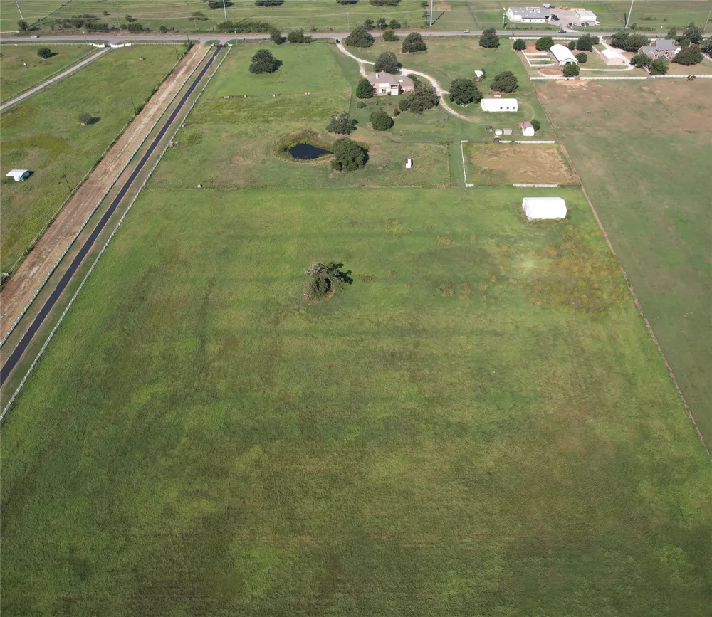 5700 FM 424 Cross Roads, TX 76227