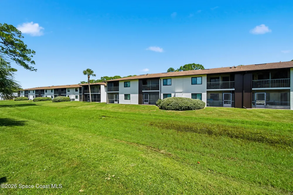 1515 Huntington Lane #127 Rockledge, FL 32955