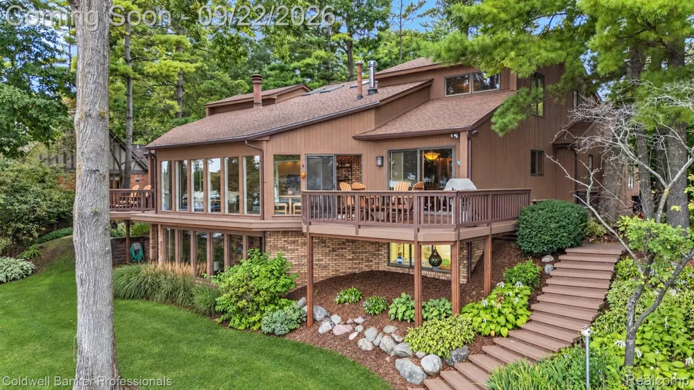2602 Browning Drive Orion Charter Township, MI 48360