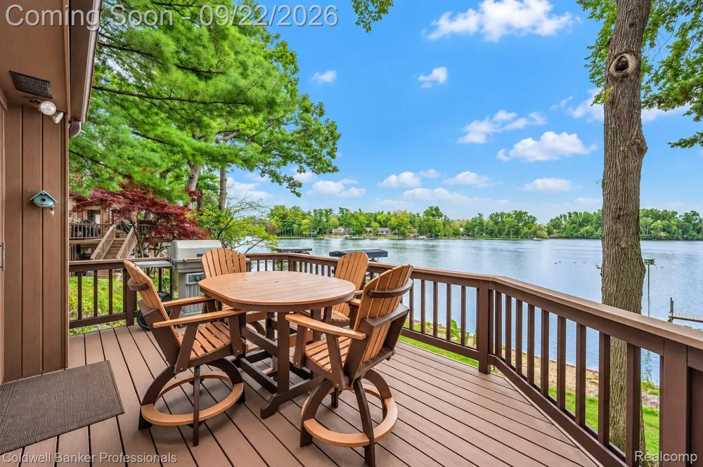 2602 Browning Drive Orion Charter Township, MI 48360