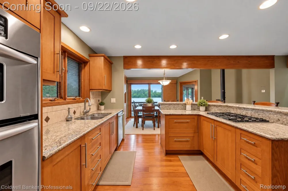2602 Browning Drive Orion Charter Township, MI 48360