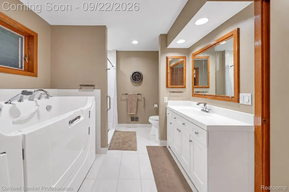 2602 Browning Drive Orion Charter Township, MI 48360