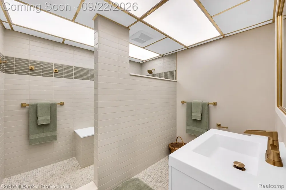 2602 Browning Drive Orion Charter Township, MI 48360