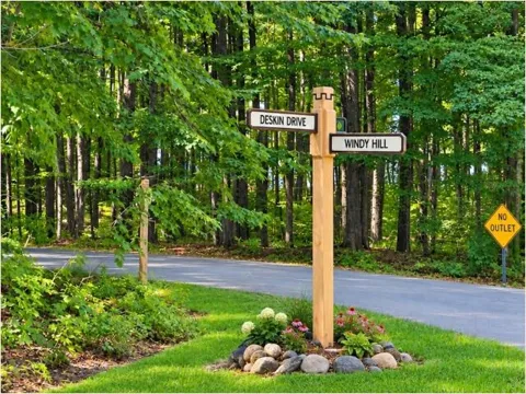 Windy Hill Drive