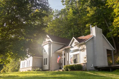 8824 Grand River Drive SE