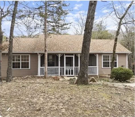 28 Hickory Lane