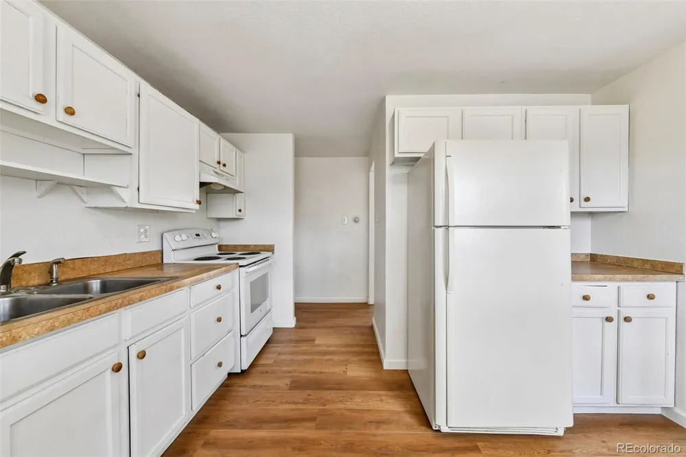 729 Havana Street Aurora, CO 80010
