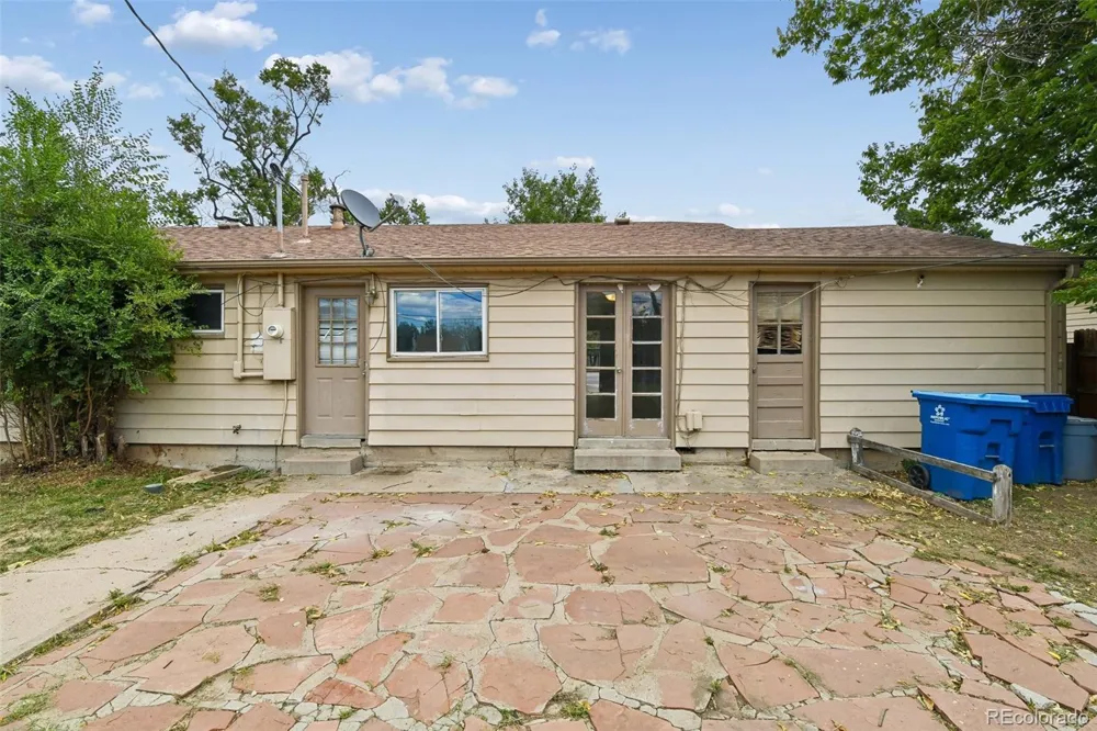 729 Havana Street Aurora, CO 80010