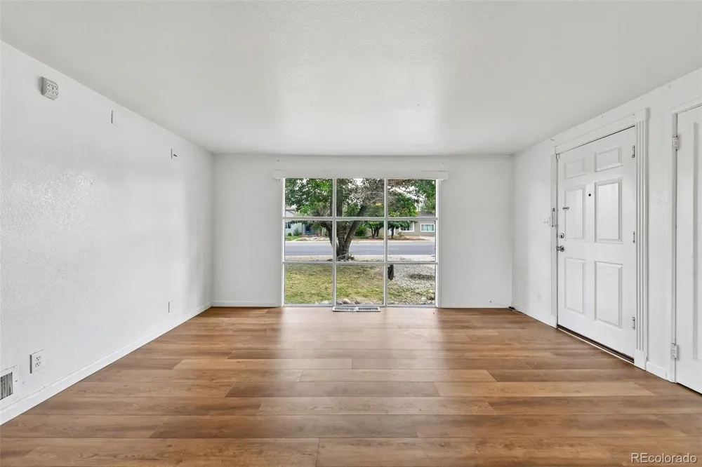 729 Havana Street Aurora, CO 80010