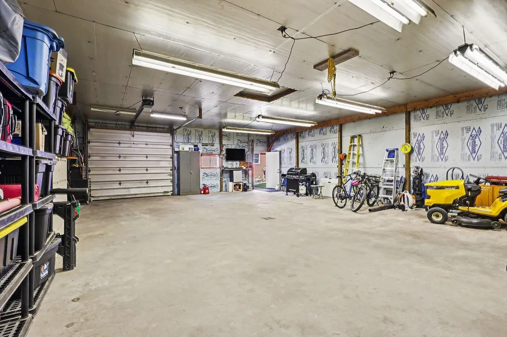 4880 S Carr Road Fruitport, MI 49415