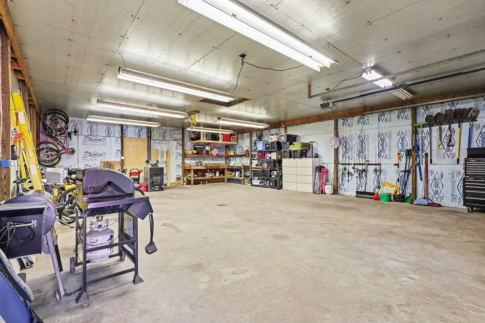 4880 S Carr Road Fruitport, MI 49415