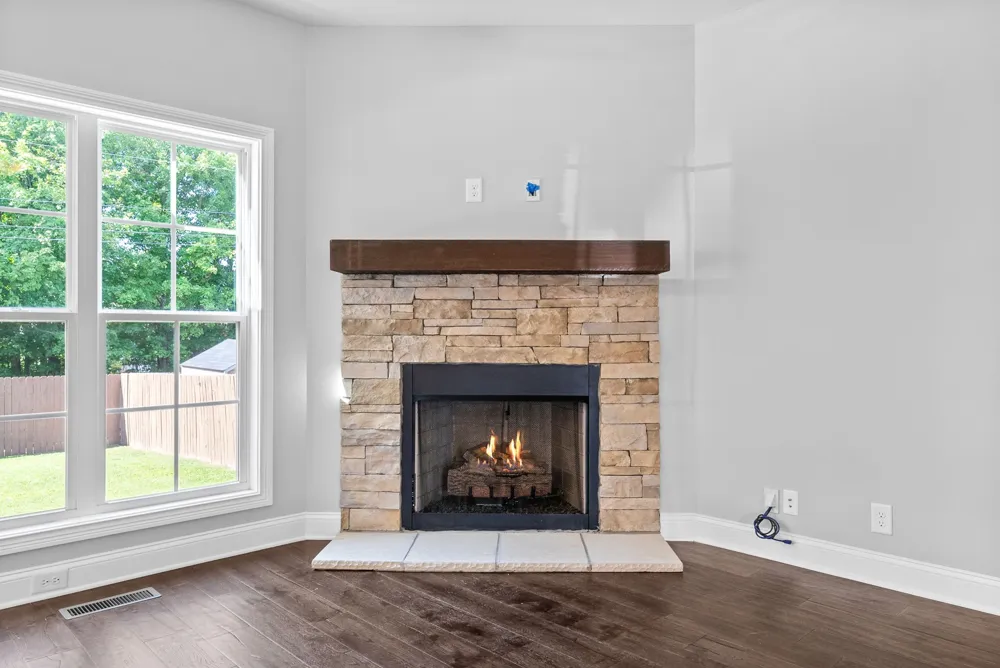 1506 Redrock Court Clarksville, TN 37043