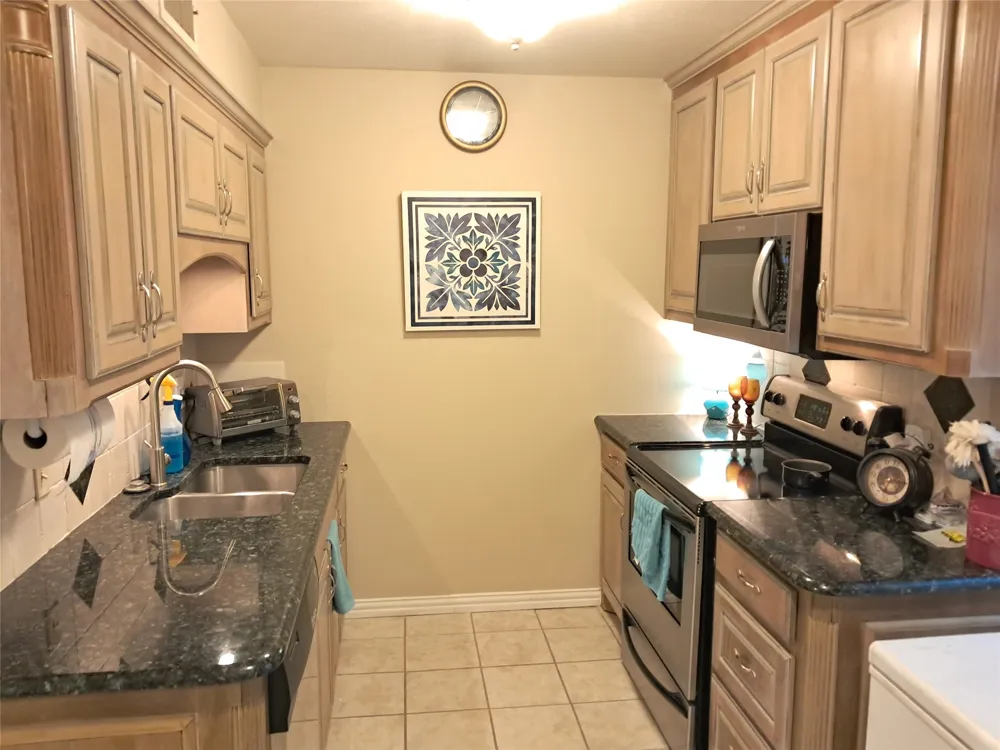 4042 Ridglea Country Club Drive #1107 Fort Worth, TX 76126