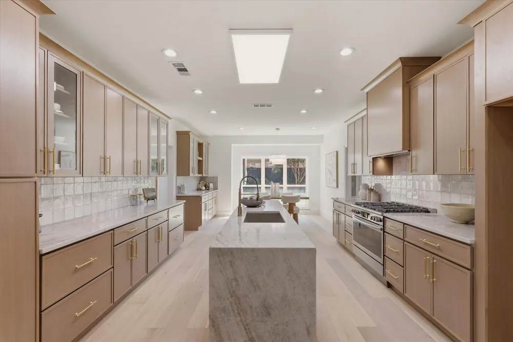 6504 Brentfield Court Dallas, TX 75248