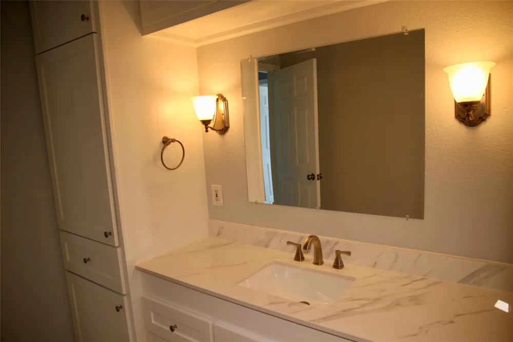 529 E Shore Drive Clear Lake Shores, TX 77565