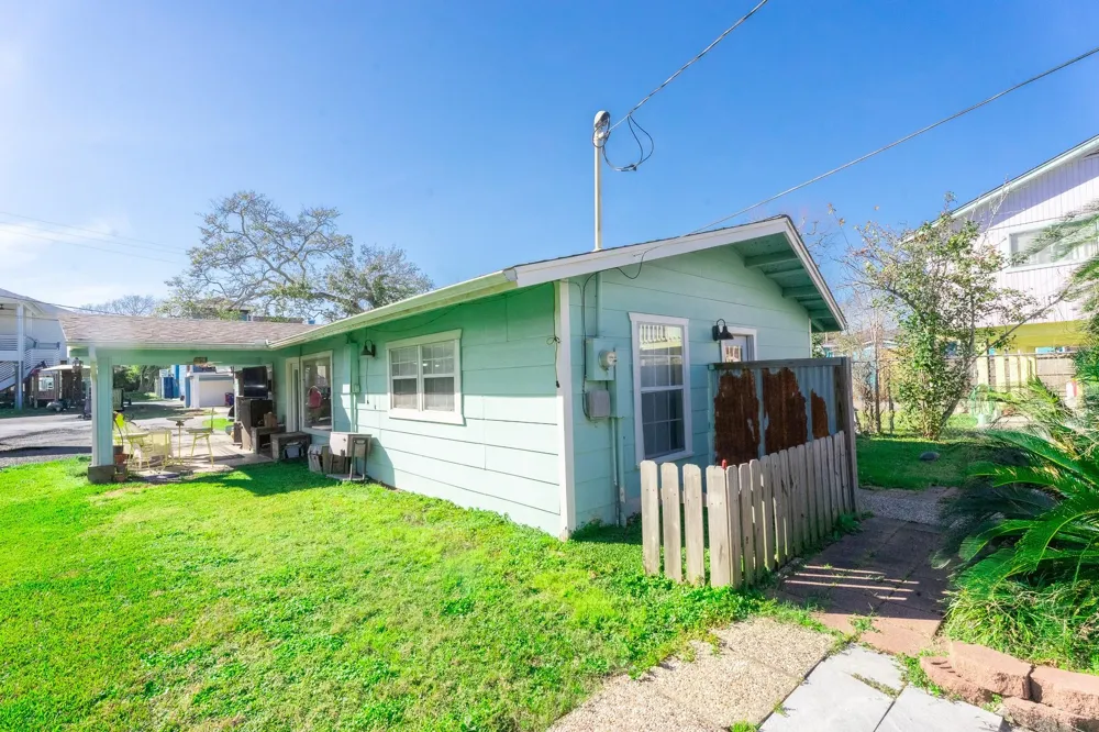 529 E Shore Drive Clear Lake Shores, TX 77565