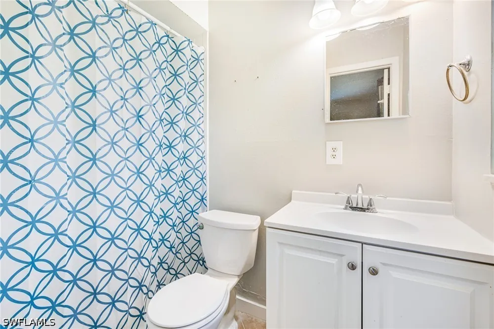Pine Drive Fort Myers, FL 33967