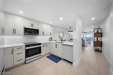Hickory Boulevard #206