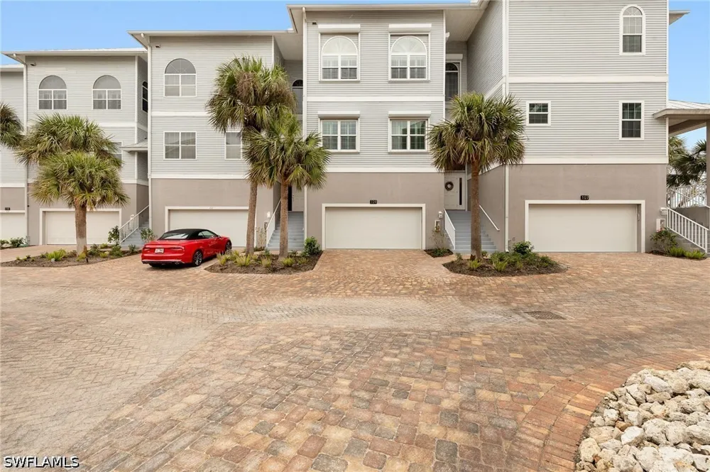Barefoot Circle #22 Bonita Springs, FL 34134
