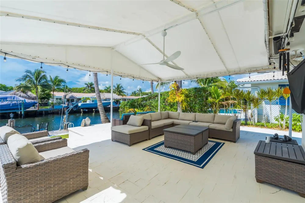 1440 SE 14th Dr Deerfield Beach, FL 33441