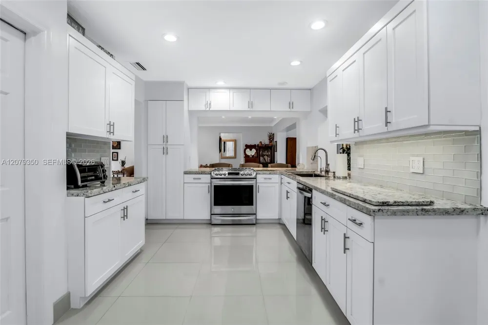 1440 SE 14th Dr Deerfield Beach, FL 33441
