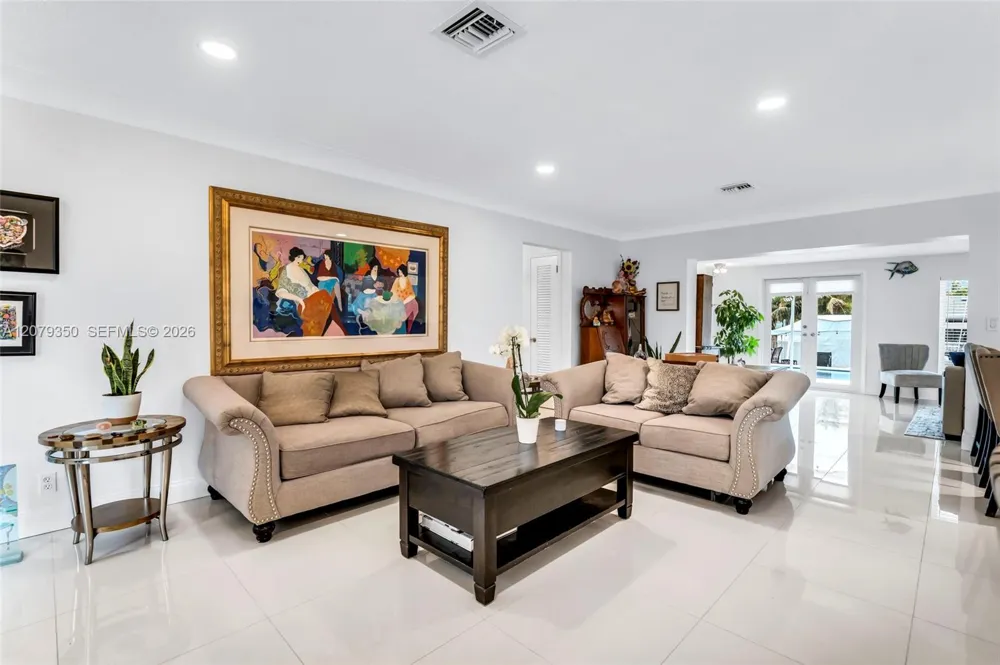 1440 SE 14th Dr Deerfield Beach, FL 33441