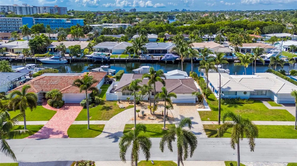 1440 SE 14th Dr Deerfield Beach, FL 33441