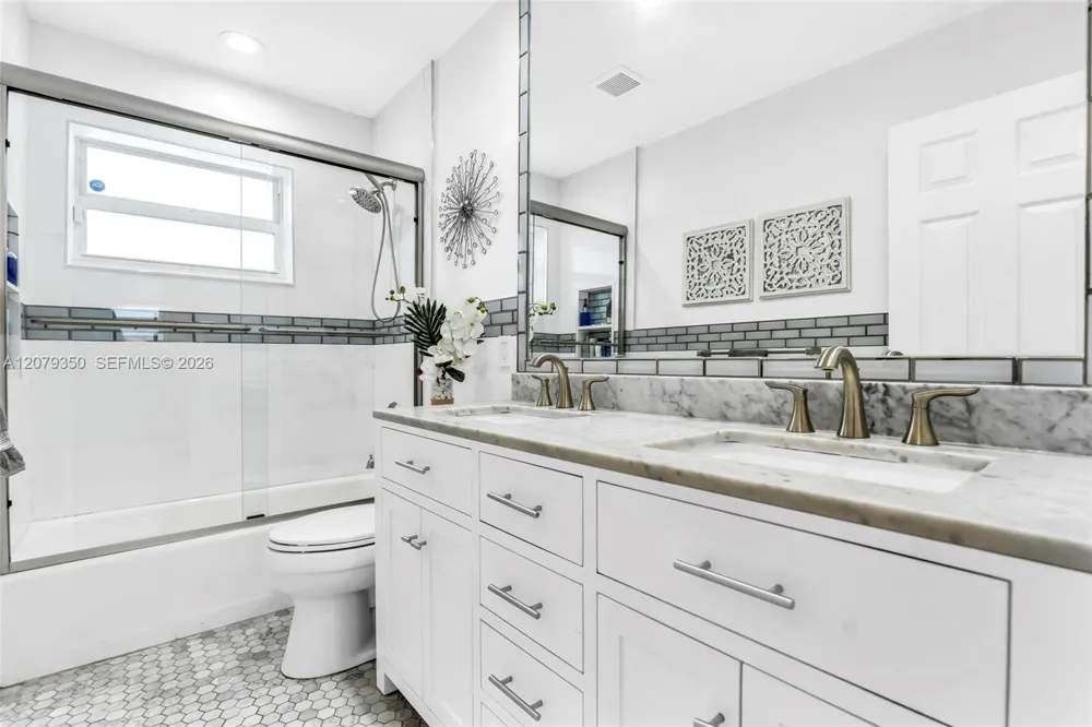 1440 SE 14th Dr Deerfield Beach, FL 33441