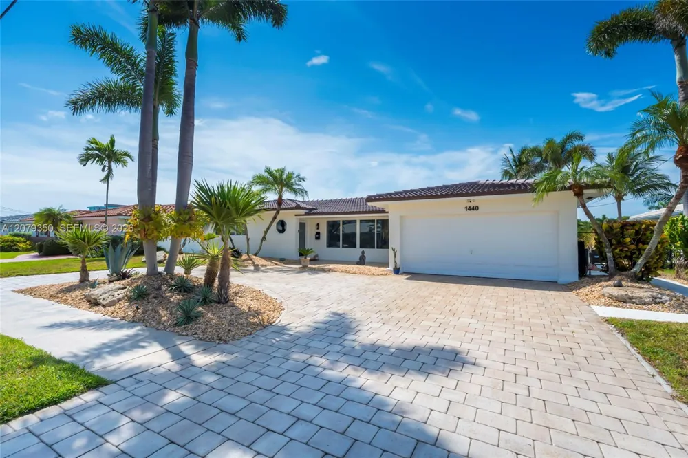 1440 SE 14th Dr Deerfield Beach, FL 33441