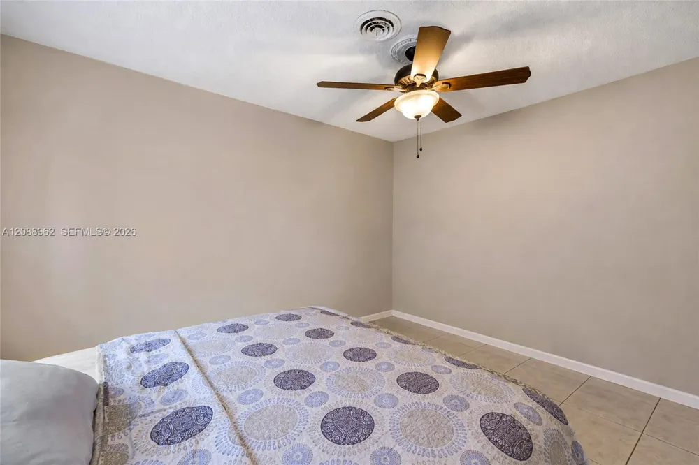 304 SW 68th Ave Pembroke Pines, FL 33023