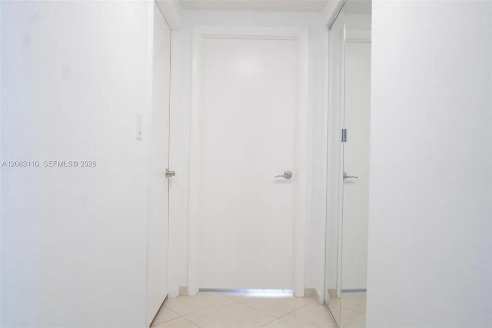 1980 S Ocean Dr #7F Hallandale Beach, FL 33009