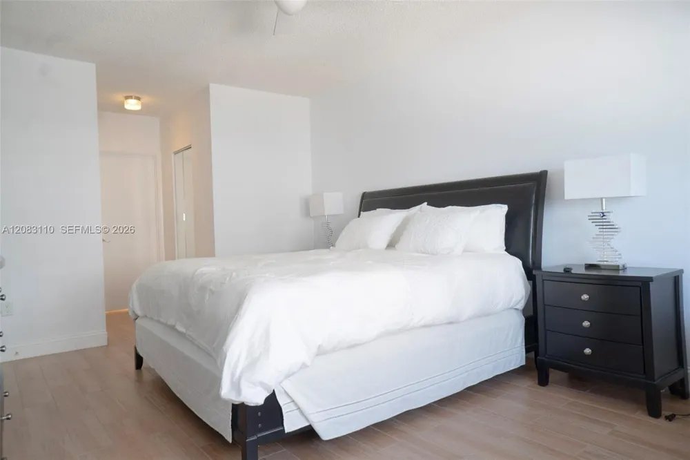 1980 S Ocean Dr #7F Hallandale Beach, FL 33009