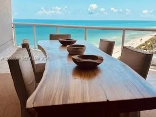 6767 Collins Ave #2206 Miami Beach, FL 33141