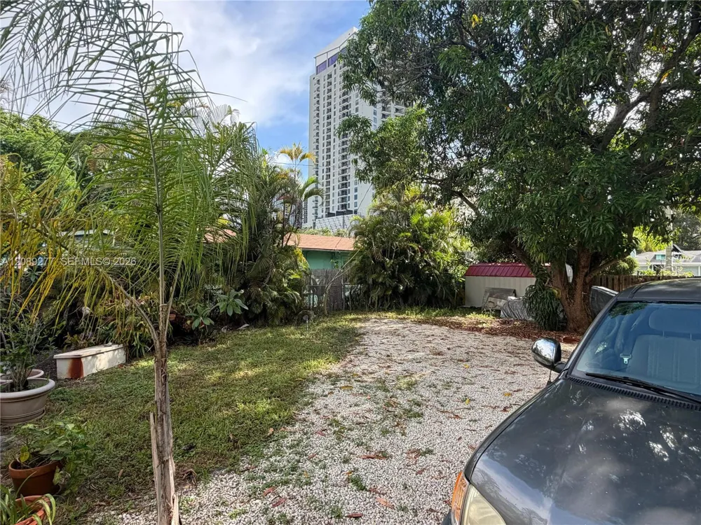 517 SW 4th Ave #2 Fort Lauderdale, FL 33315