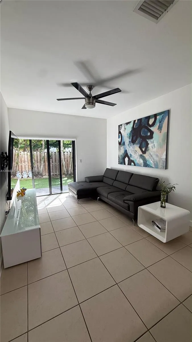 8917 NW 102 CT #0 Doral, FL 33178