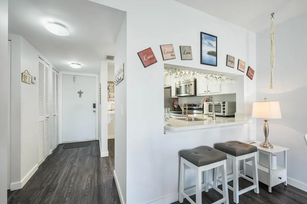 2764 NW 104TH AVENUE #202 Sunrise, FL 33322