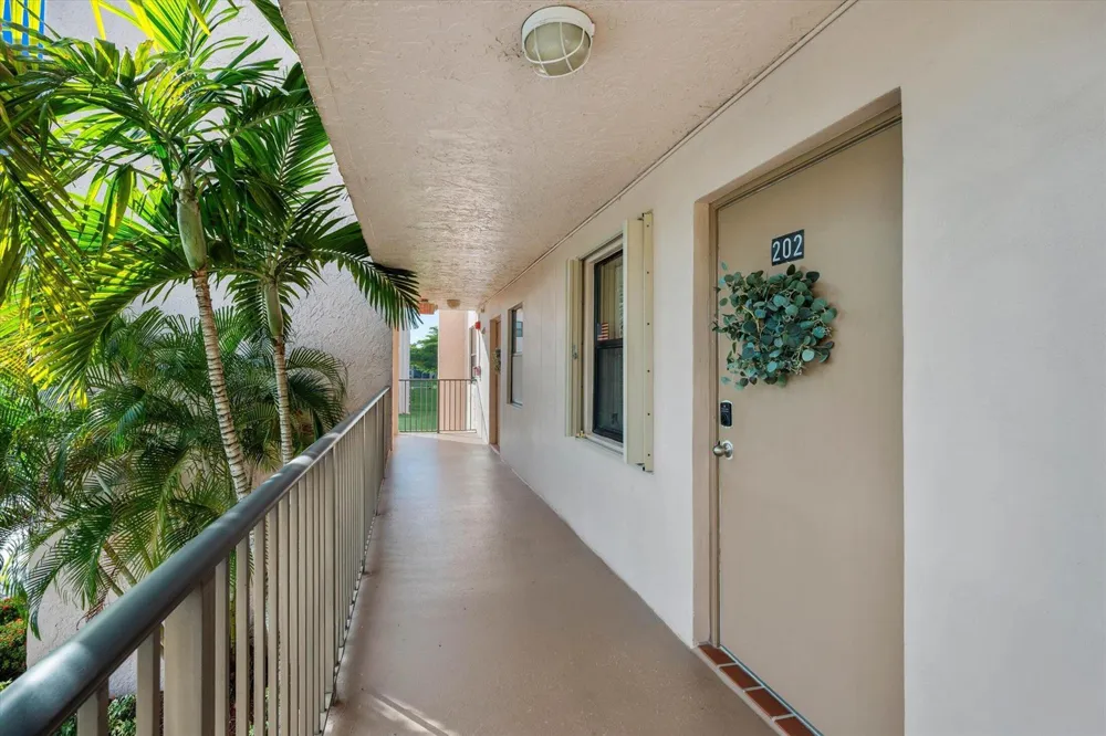 2764 NW 104TH AVENUE #202 Sunrise, FL 33322