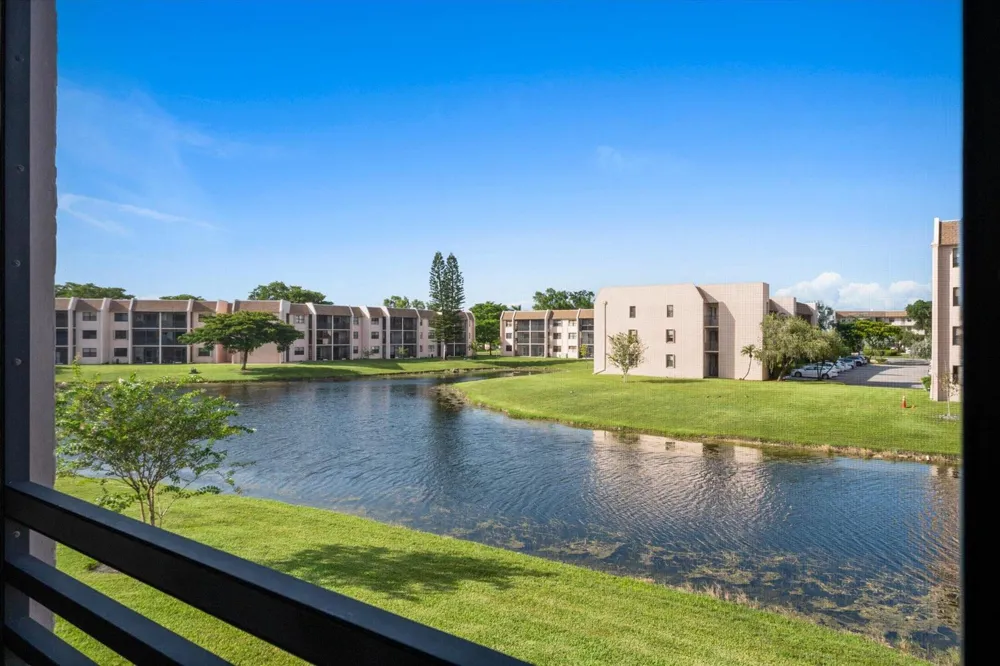 2764 NW 104TH AVENUE #202 Sunrise, FL 33322