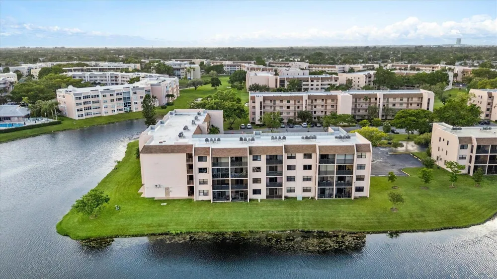 2764 NW 104TH AVENUE #202 Sunrise, FL 33322