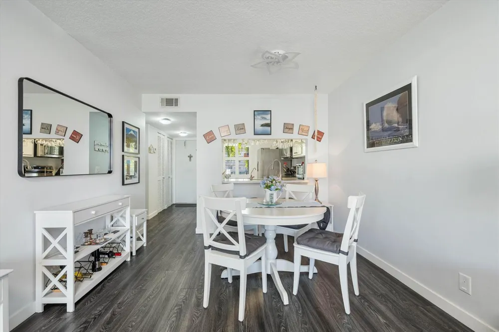 2764 NW 104TH AVENUE #202 Sunrise, FL 33322