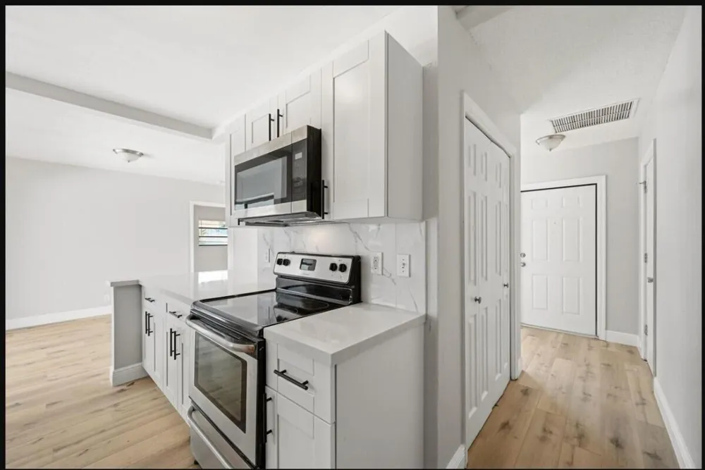 8 NE 9th Avenue Deerfield Beach, FL 33441