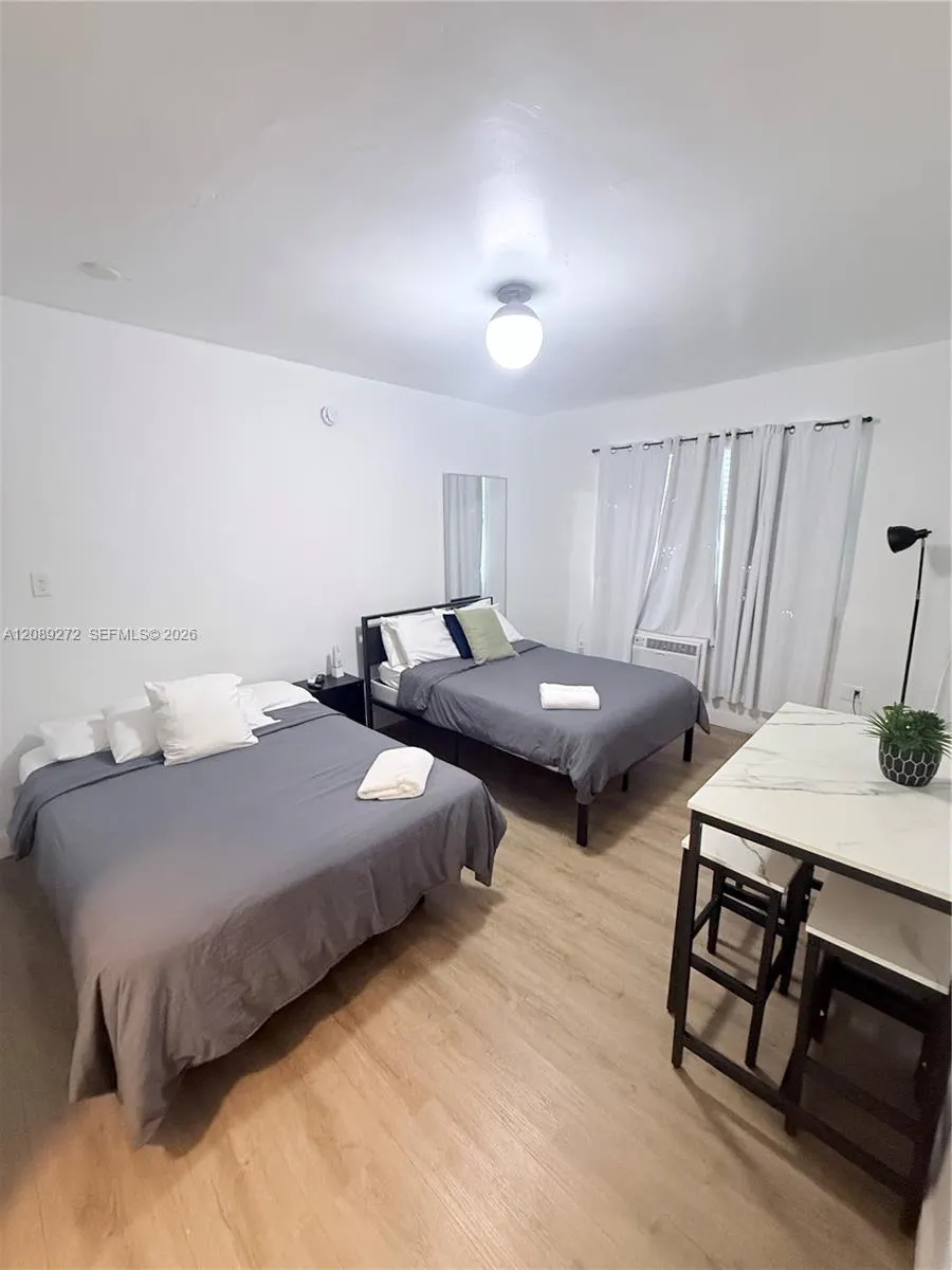 3801 Indian Creek Dr #105 Miami Beach, FL 33140