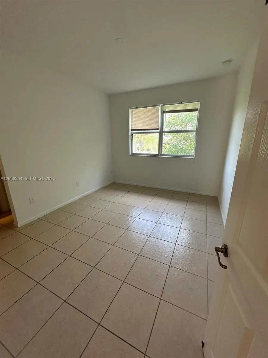 3021 NW 30th Ter #3021 Oakland Park, FL 33311