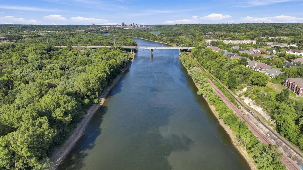 1021 Sibley Memorial Highway #404 Lilydale, MN 55118